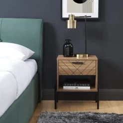 Table De Chevet GEOMA Effet Chêne Foncé Et Motifs 1 Tiroir